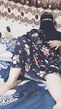Jasmine Ok, du docteur Kareem, je dis que je suis très sexy et que mon mari est en voyage