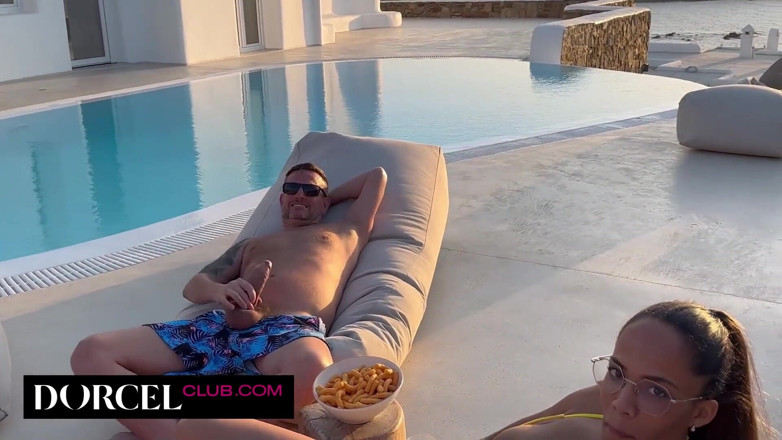 Dorcel Club: Mykonos의 난교