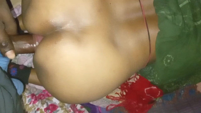 Bengaliauntykichut: I Fucked the Real Neighbor Aunty's Pussy in Doggy Style...