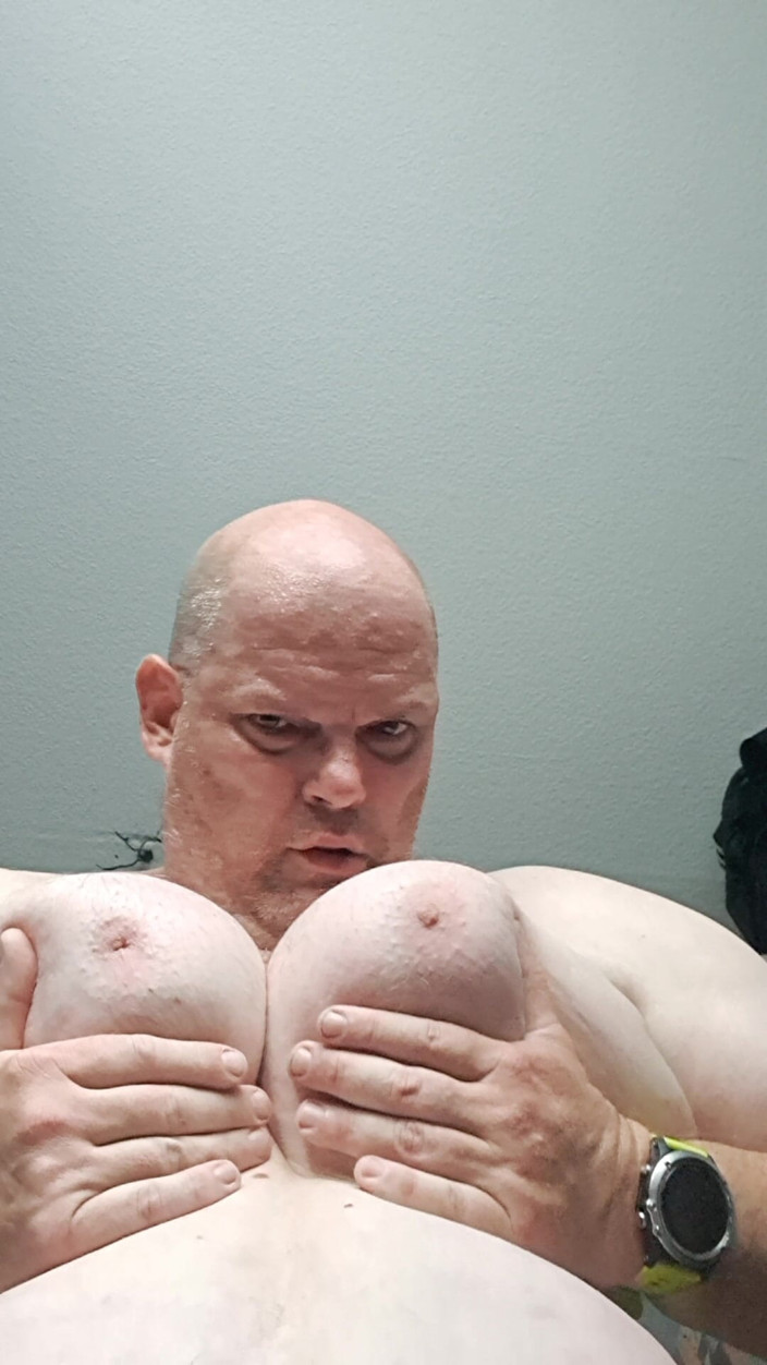 Fickspecht: Did the Slut Get Fucked?