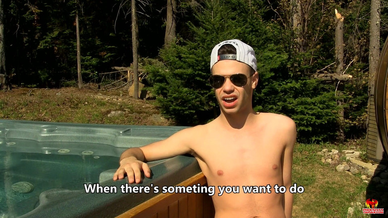 Phoenixxx: W słońcu z seksownym Zackem