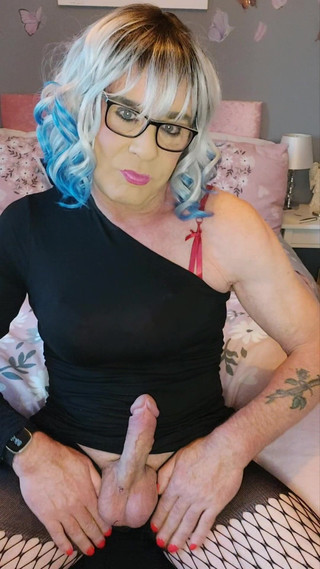 Juniperberi29: Travestiet Juniper Beri