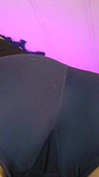 땀에 젖은 발과 양말로 애타게 묶는 털이 무성한 여친