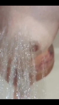Does Showering Makes You Want to Pee Too?