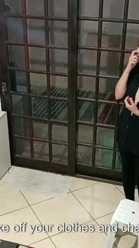 Si Dia Pergi Ke Temu Bual Untuk Menjadi Penari Kelab Malam Dan Berkongkek dengan Majikan