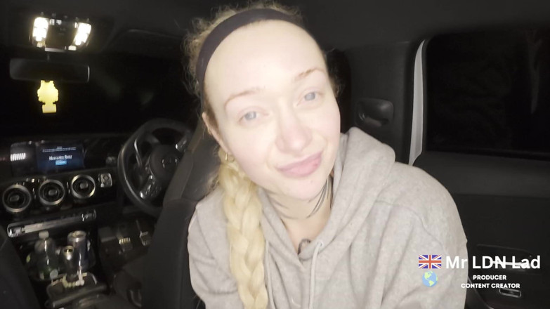 Mr LDN Lad: Apasionada Mamada En El Coche - Sophia May Entrevista Con Chica...