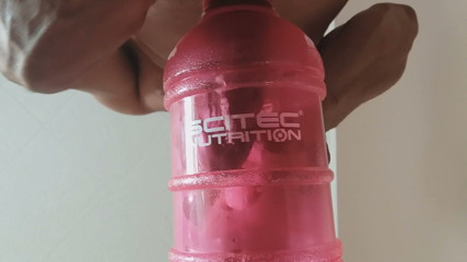 Naxy: Gf's shaker pissed almost full