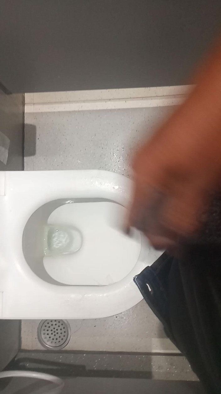 KUMBHA MANOJ KUMAR: 我的护士的手非常敏感，很高兴这样做