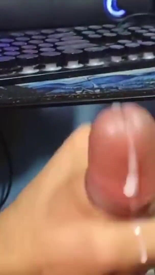 Pirro: POV 두 번 사정하는 모습 - 유일한 문신 페루 아마추어