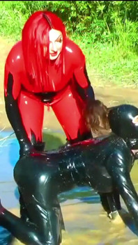 Video fetiche mojado y desordenado