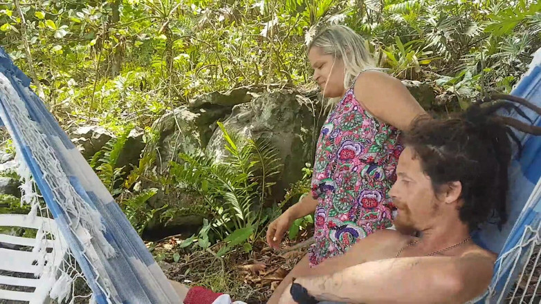 Paty Bumbum: Nimfa ejakulasi pada penis penjual rippi