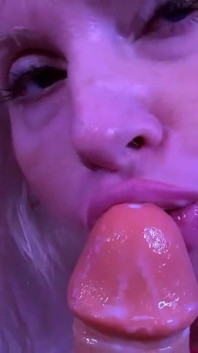 MILF Blonde