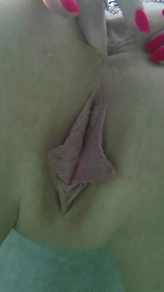 Thumbnail of Morning and Evening Goldenshowers and Pissings