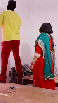 Punjabi recém-casada bhabhi quer pau e bolas de bihari casa pintura trabalhador
