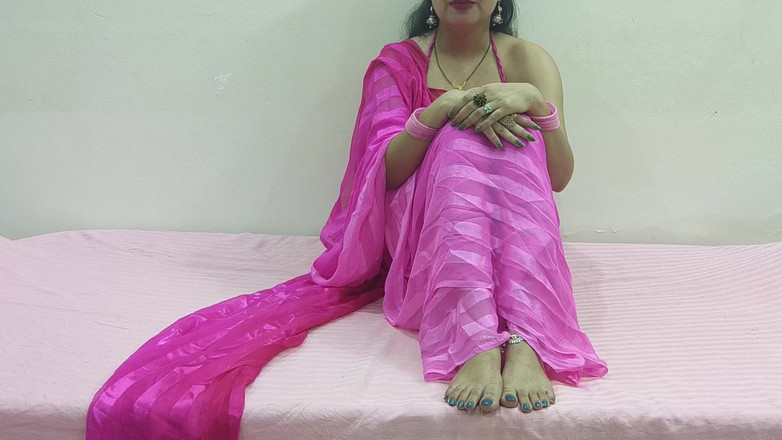 Saarabhabhi6: Tight Pussy Desi Bhabhi in Saree Fucked Hard by Devar...