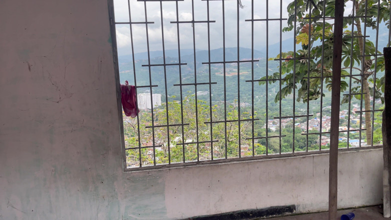 DereckandZoe: Îmi fut sora vitregă în mijlocul unei aventuri