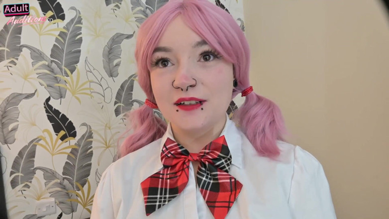 Adult-Auditions: British Nurse Scarlet