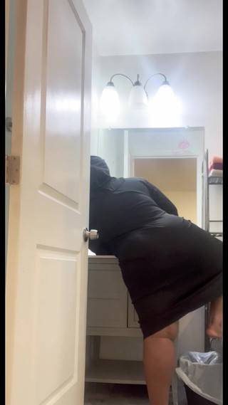 Anye Meshell: यह कामुक नन पाप करती है और हैलोवीन के लिए पिशाच बन जाती है!