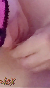 Istri Dewasa Seksi