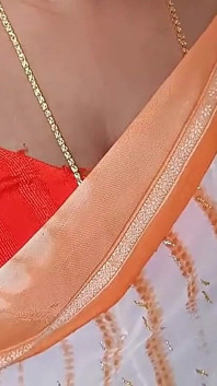 Bank Manager Fucking Housewife in Saree for Loan Repayment