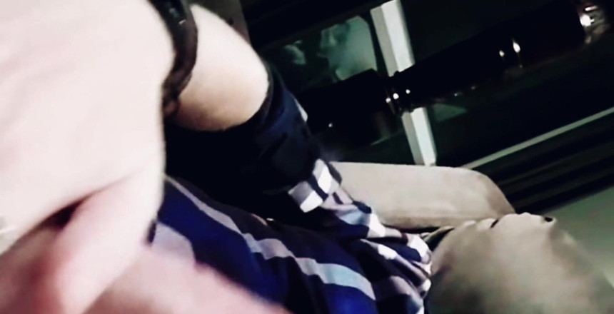 Dirty Talking Guy: Ejaculând din nou pentru tine