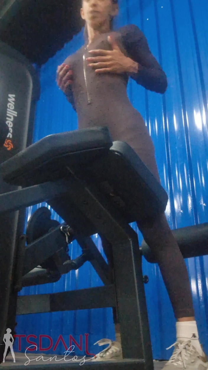 Tsdanisantos1: Video molto buono in palestra durante il mio allenamento.