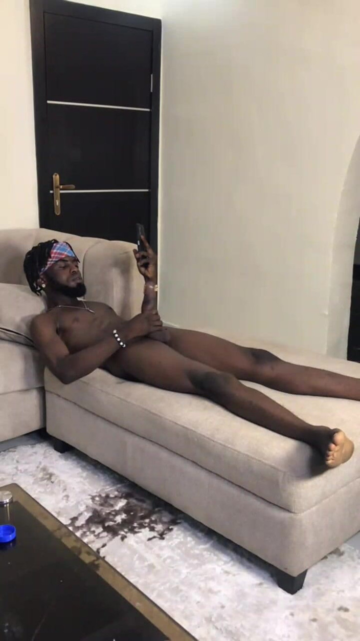 Black shooterr: Wewnątrz Salonu Wanking / Jerkoff