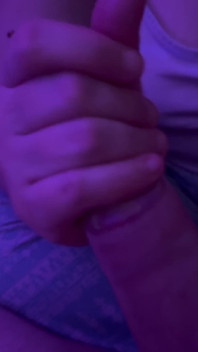 Handjob dengan Kondom pada waktu malam
