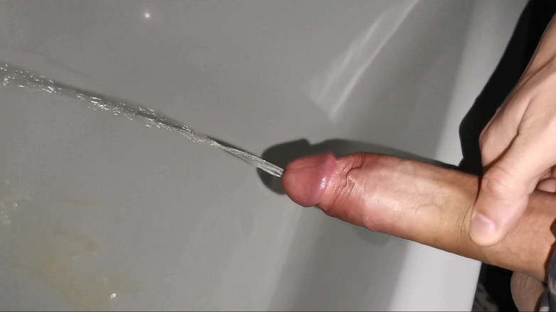SEXY_GUYBEST: A Very Powerful Stream From a Large Penis