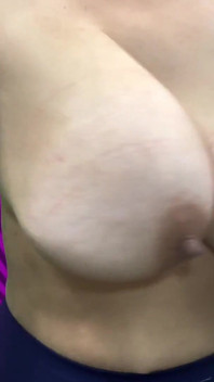 Boob Bounce dan Clapping