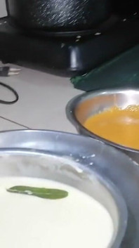 Desi MILFka vyzvednutá 2 dělá konverzaci a poznává mě