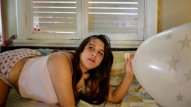melu_world: Blow to Pop Huge 24 Inches Balloon - Bunny Looner