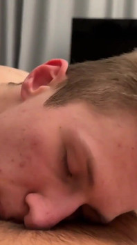 Tim Blesh a jeho Twink Chlapec Szymon