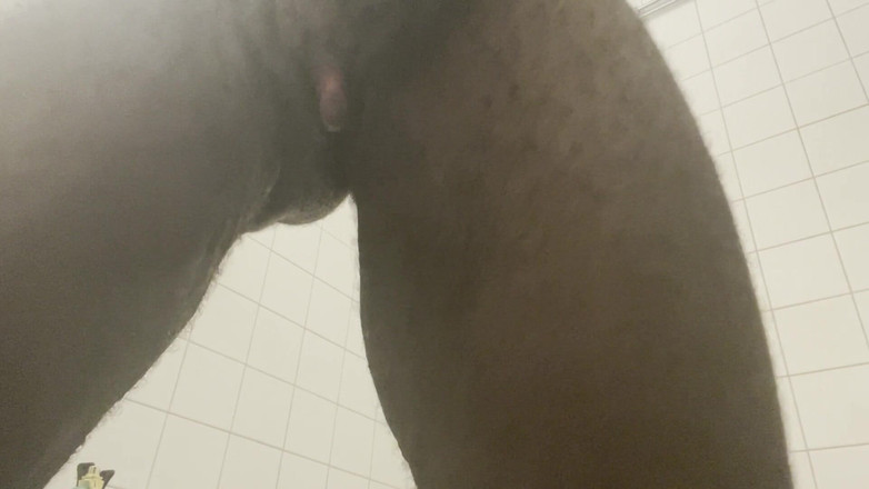 Ebony Amputee: Labios abiertos