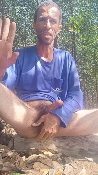 Без одягу набагато краще, щоб усі бачили
