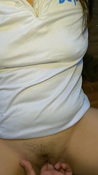 Pinay učitelka kundička je mokrá