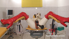 Rubber & Clinic Studio - 1ATOYS: Anální masturbace a vlastní chcaní