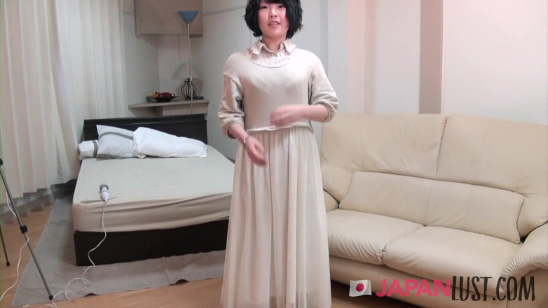 Japan Lust Gold: Remaja Jepun gebu dan pepek berbulunya