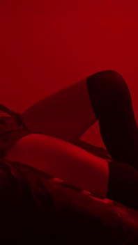 İç çamaşırlı striptiz kalın kalçalar uzun siyah çoraplı kalça yüksek çoraplı minyon kirli sarışın pawg 2023 Tiktok