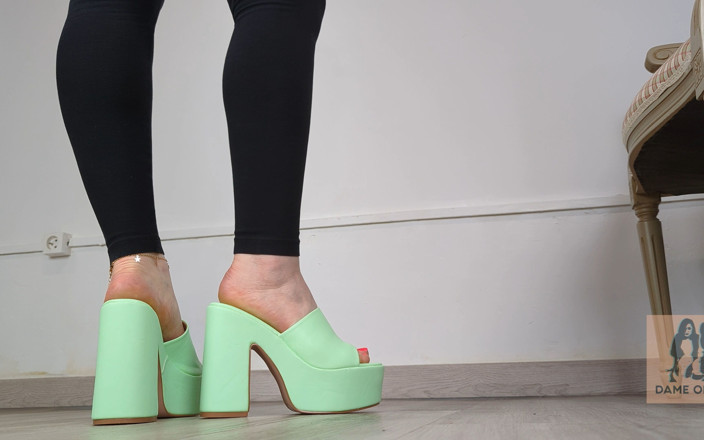 Dame Olga: (669) Skokollektion: Green Block Heel Mules - Dame Olga (4k)