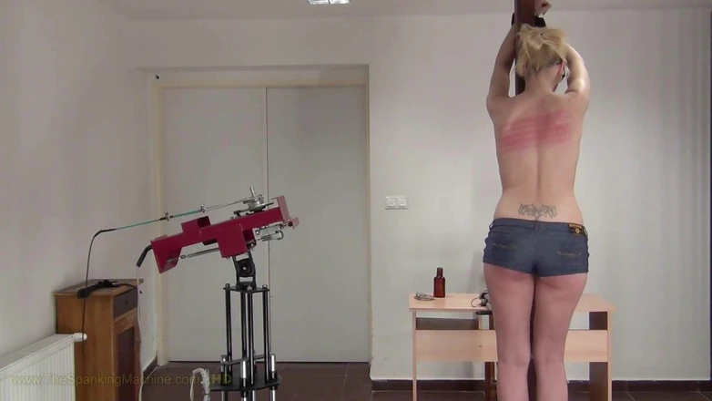 The Spanking Machine: Lizzy Spanking Machine - Bare Back Whipping