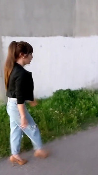 Outdoor Wetting! Tranny Girl Is Walking Through the City with Piss-filled Jeans!