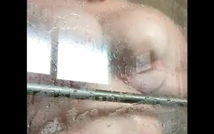 Kayla Peach studios: Behind the scenes shower from last weeks shoot
