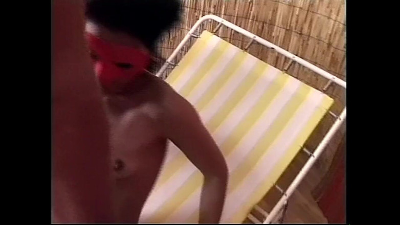 Real Home Made: La cagna mascherata ha bisogno di un duro sesso in...