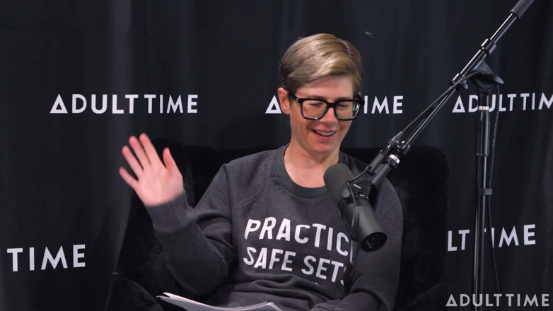 Adult Time Podcast: Lulu Chu &amp; Octavia Red Good Literotica, Gooning &amp; Escaping Camp Conversion |...