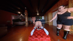 Mistress April: Dominatrix Mistress April - Denní bičovací procedura