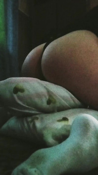 I'm Fucking a Pillow and Imagining Riding Your Cock