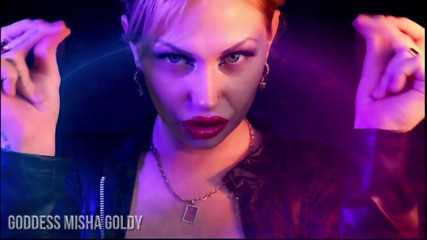 Goddess Misha Goldy: Bu senin elin değil! Dudaklarım şimdi sikinin üstüne çıkıyor!