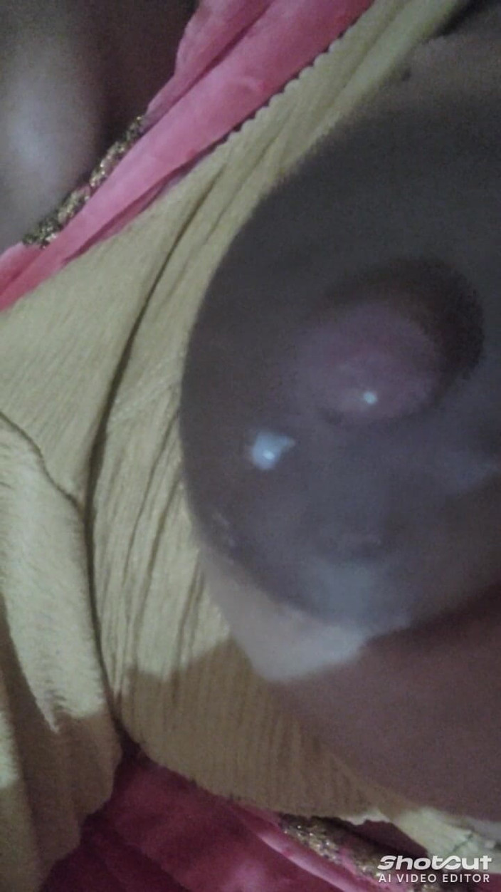 Dr_doom21: Молочні цицьки бхабхі Джі, соковиті цицьки, молочні цицьки