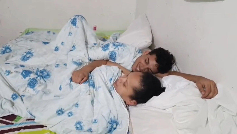 Milfcaliente69: Ich teile ein Bett mit meinem stiefsohn, wir konnten nicht...
